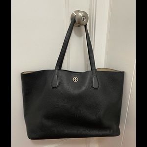 **SOLD** Tory Burch 🖤
